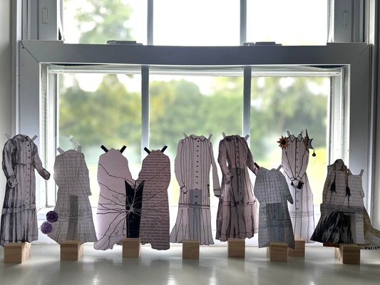 Emily Dickinson's Dress